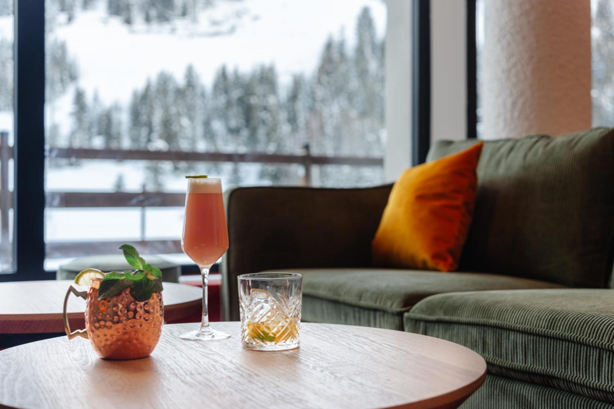 Lake Hotel Courchevel 1850 Bagian luar foto