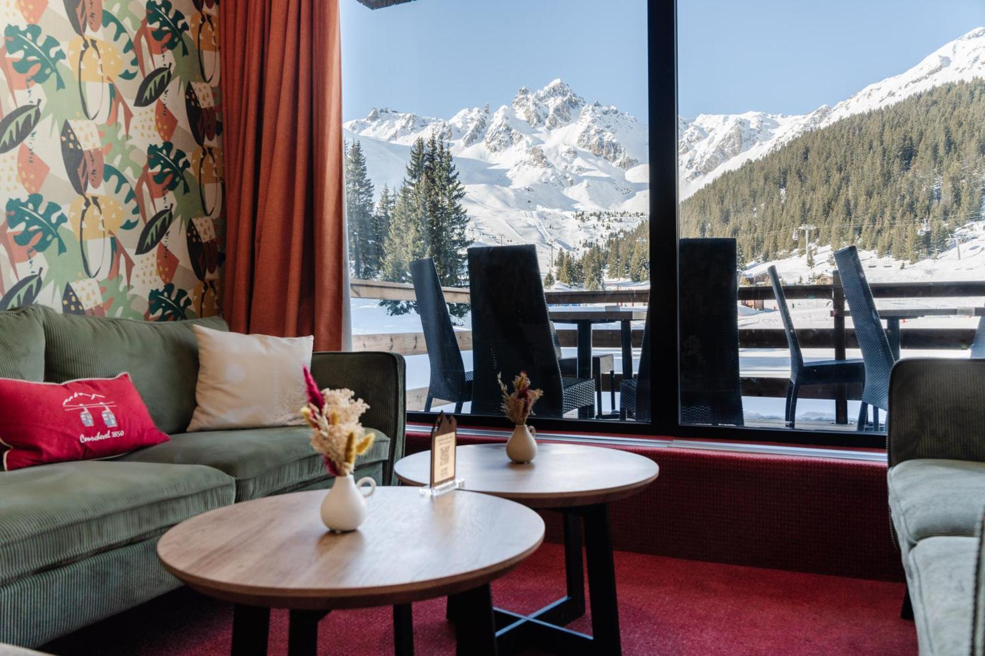 Lake Hotel Courchevel 1850 Bagian luar foto