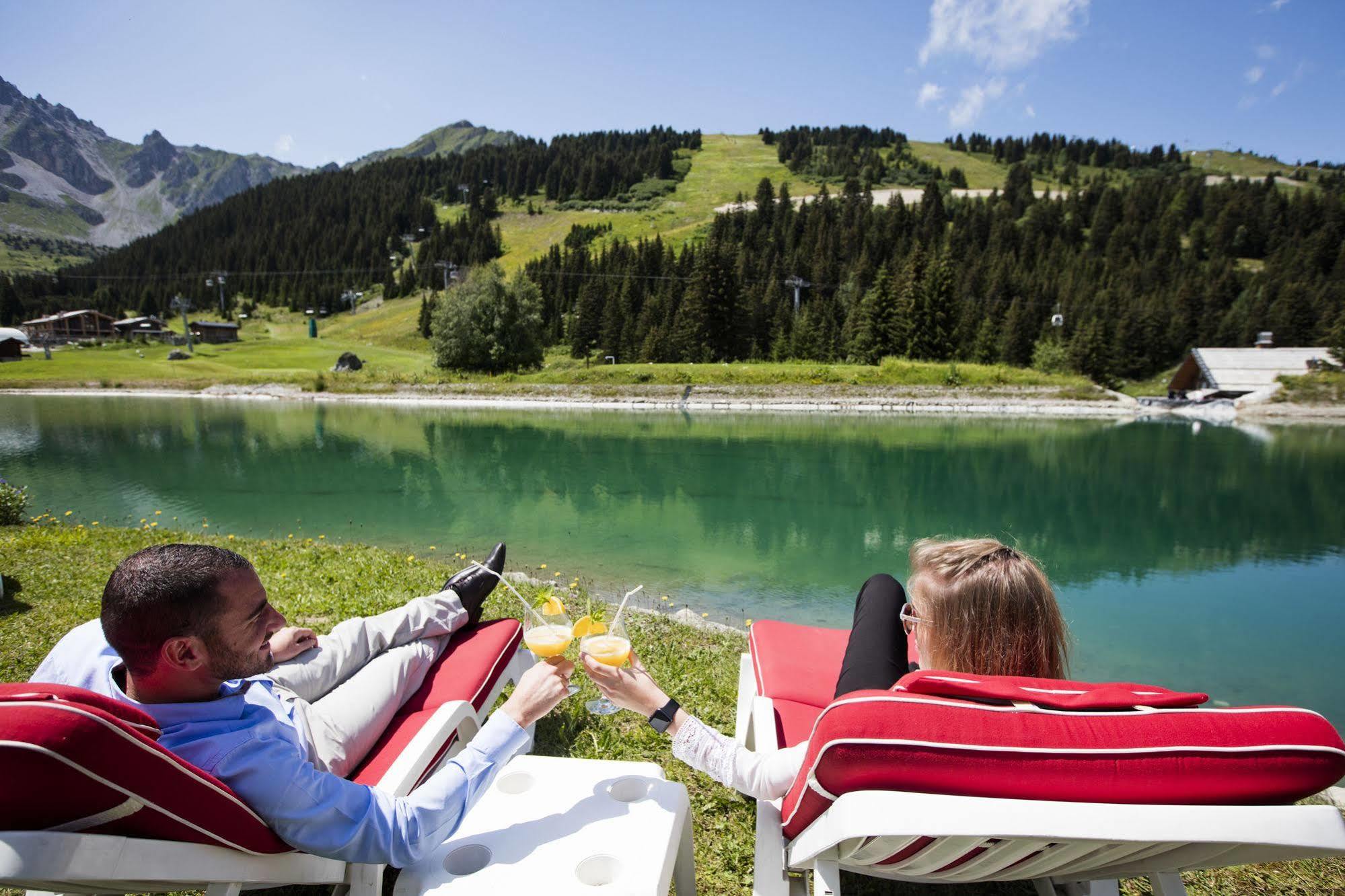 Lake Hotel Courchevel 1850 Bagian luar foto